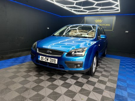 2005 Ford Focus - photo 5