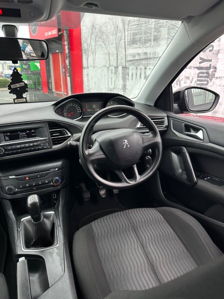 2014 Peugeot 308 - photo 8