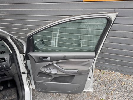 2009 Ford C-Max - photo 15
