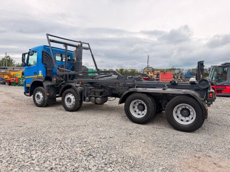 2009 Volvo FM - photo 14