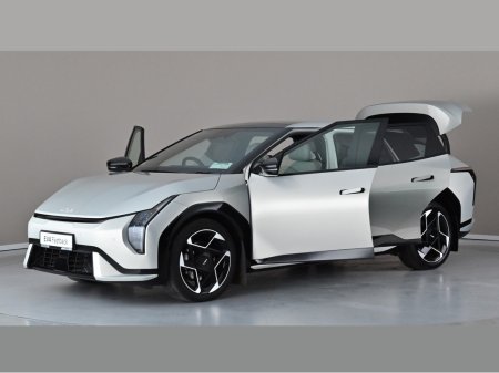 2027 Kia EV4 - photo 13
