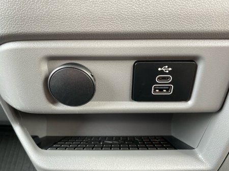 2025 Ford Transit Custom - photo 19