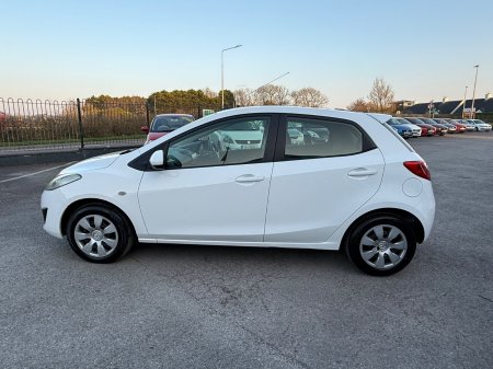 2015 Mazda Demio - photo 9