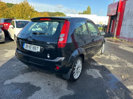 2008 Ford Fiesta - photo 8