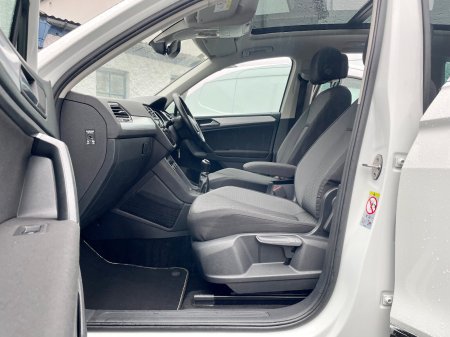 2019 Volkswagen Tiguan - photo 23