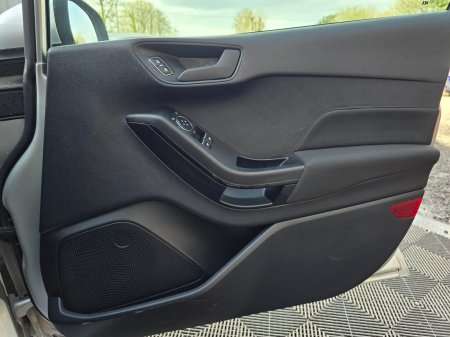 2021 Ford Fiesta - photo 20