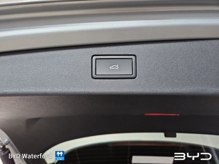 2025 Volkswagen Tiguan - photo 23
