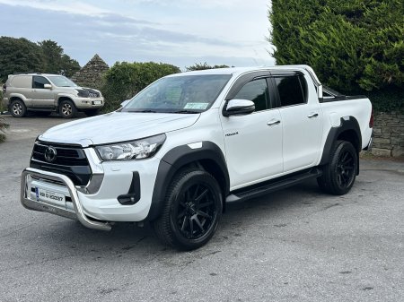2022 Toyota Hilux - photo 2