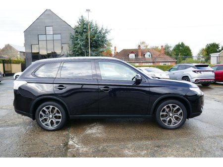 2015 Mitsubishi Outlander - photo 3