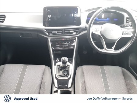 2023 Volkswagen T-Roc - photo 2
