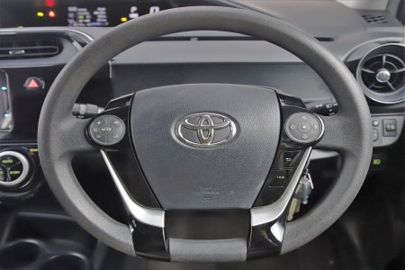 2020 Toyota Aqua - photo 25