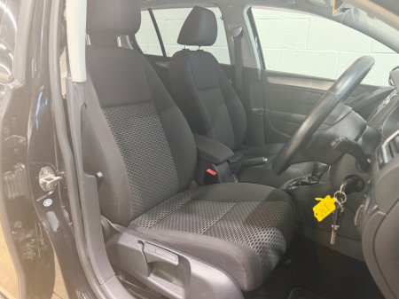 2012 Volkswagen Golf - photo 12