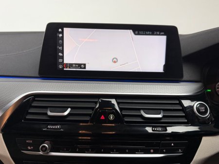 2018 BMW 5-Series - photo 22