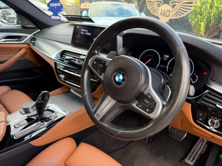 2019 BMW 5-Series - photo 16