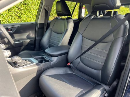 2021 Toyota RAV4 - photo 6
