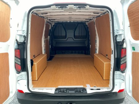 2026 Ford Transit Custom - photo 9