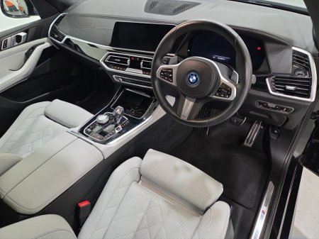 2023 BMW X5 - photo 6