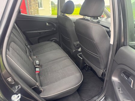 2017 Kia Venga - photo 9