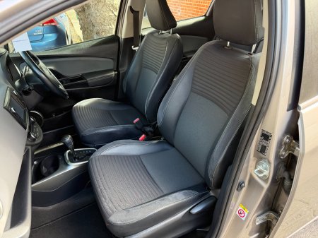 2015 Toyota Yaris - photo 9