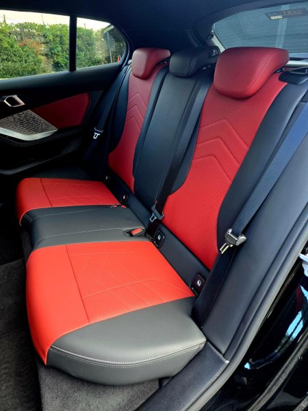 2025 BMW 1-Series - photo 28