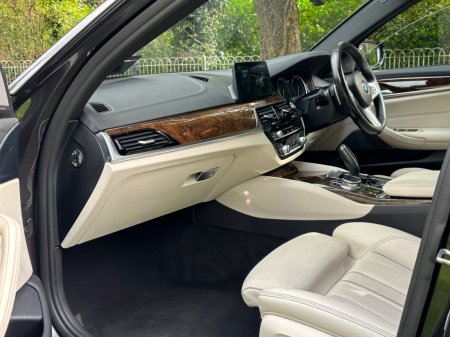 2018 BMW 5-Series - photo 8
