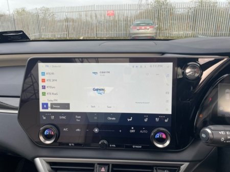 2025 Lexus RX450H+ - photo 11