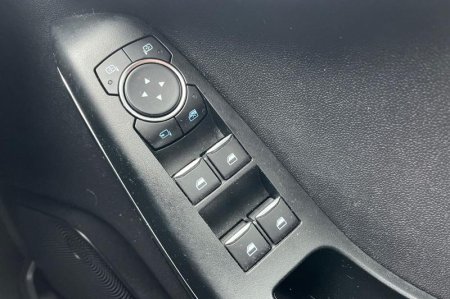 2020 Ford Fiesta - photo 16