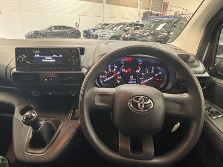 2021 Toyota Proace City - photo 12