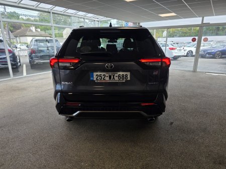 2025 Toyota RAV4 - photo 8