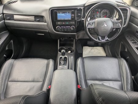 2016 Mitsubishi Outlander - photo 15