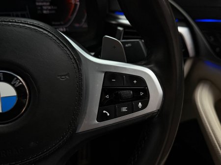 2022 BMW 5-Series - photo 20