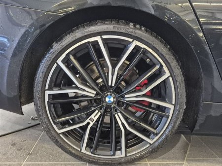 2021 BMW 5-Series - photo 5