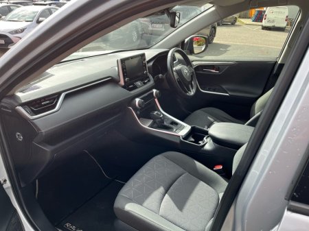 2020 Toyota RAV4 - photo 6