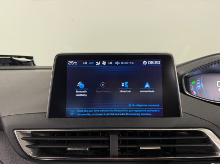 2018 Peugeot 5008 - photo 17