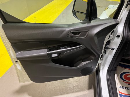 2017 Ford Transit Connect - photo 26