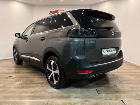 2021 Peugeot 5008 - photo 15