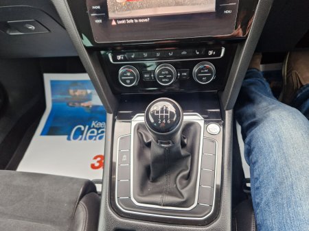 2019 Volkswagen Passat - photo 12
