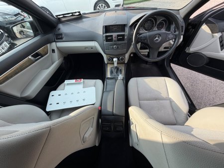 2010 Mercedes-Benz C-Class - photo 9