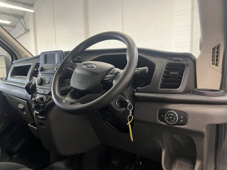 2022 Ford Transit - photo 3