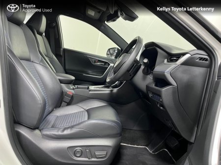 2020 Toyota RAV4 - photo 12