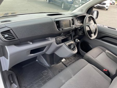 2022 Opel Vivaro - photo 18