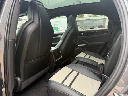 2020 Porsche Cayenne - photo 5