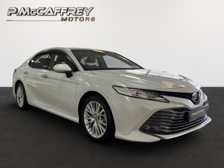2020 Toyota Camry - photo 3