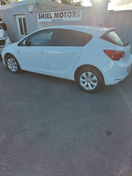 2015 Opel Astra - photo 3