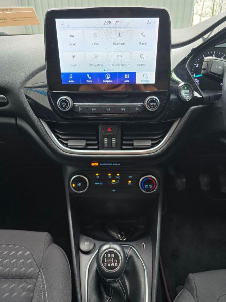 2021 Ford Fiesta - photo 13