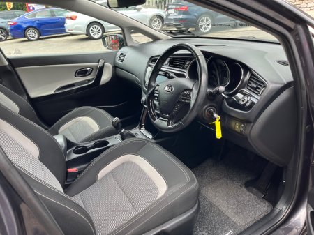 2017 Kia Ceed - photo 10