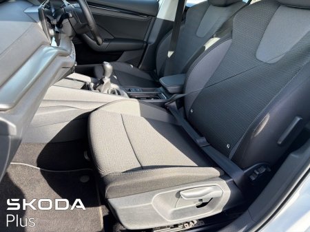2024 Skoda Octavia - photo 4