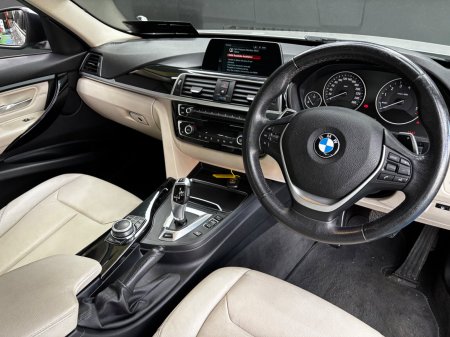 2019 BMW 3-Series - photo 30
