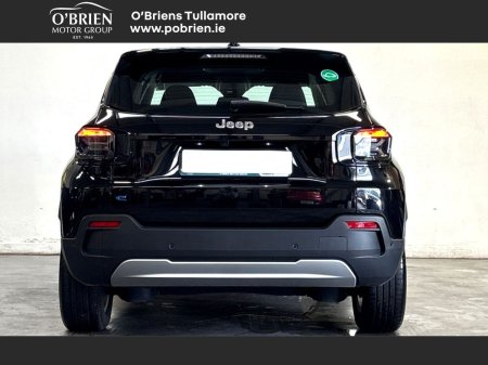 2025 Jeep Avenger - photo 8