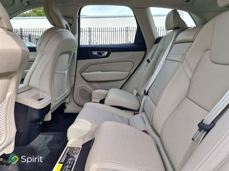 2020 Volvo XC60 - photo 5